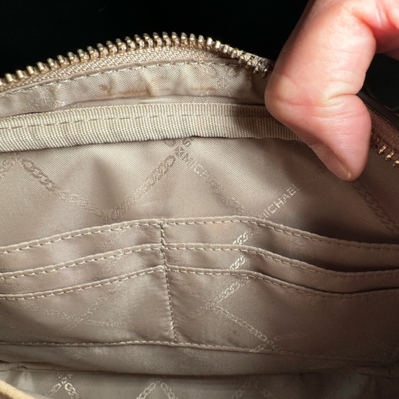 Michael Kors Small Nude Crossbody Bag Used - Picture 7 of 8